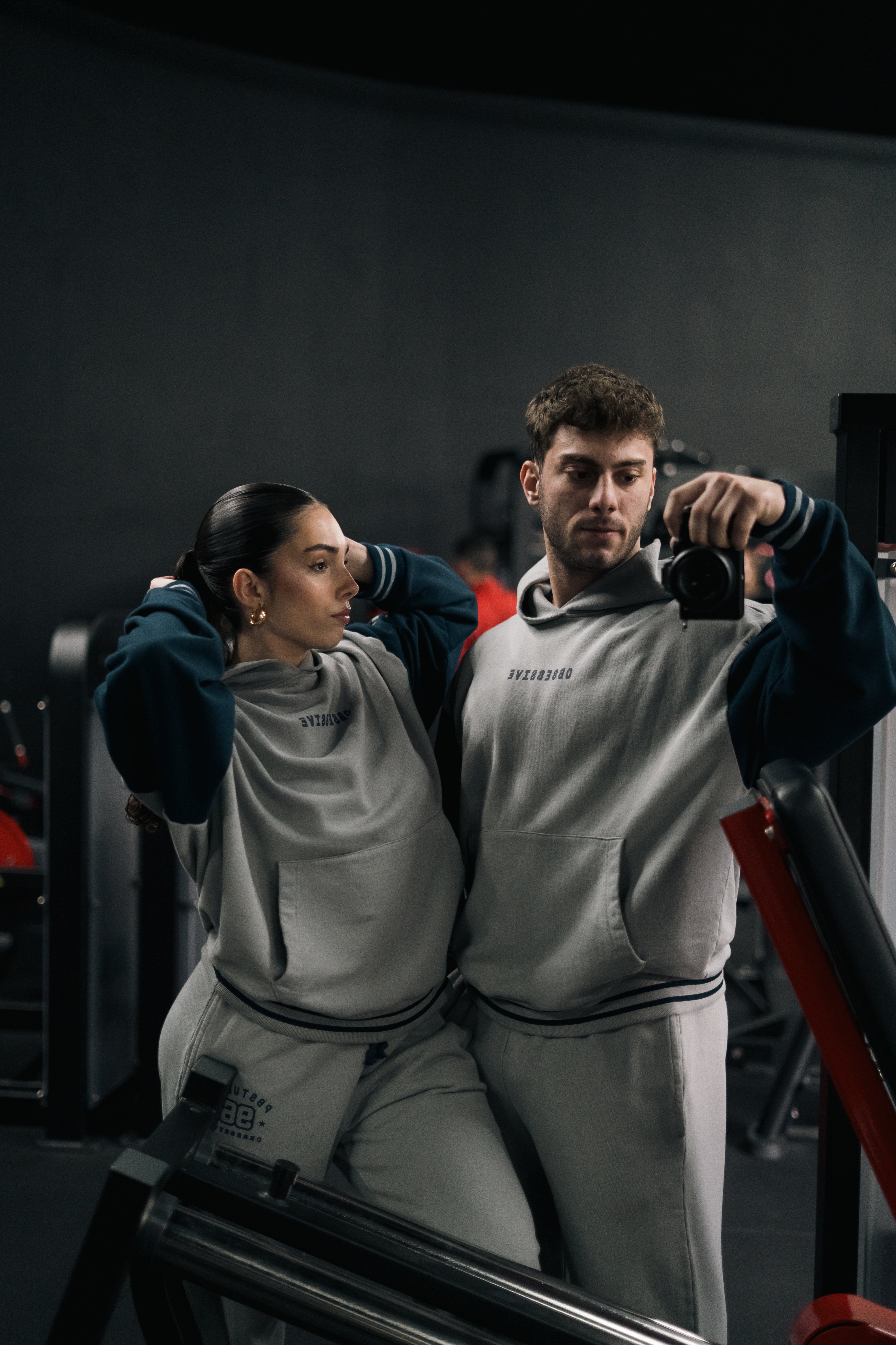 VARSITY JOGGER - GRIS