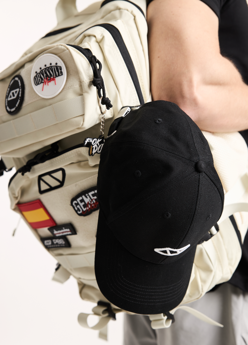 GORRA PBS ESSENTIALS - BLANCO