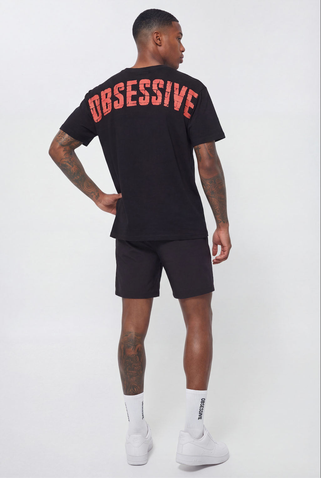 OBSESSIVE 2.0 OVERSIZED T-SHIRT - NEGRO Y ROJO