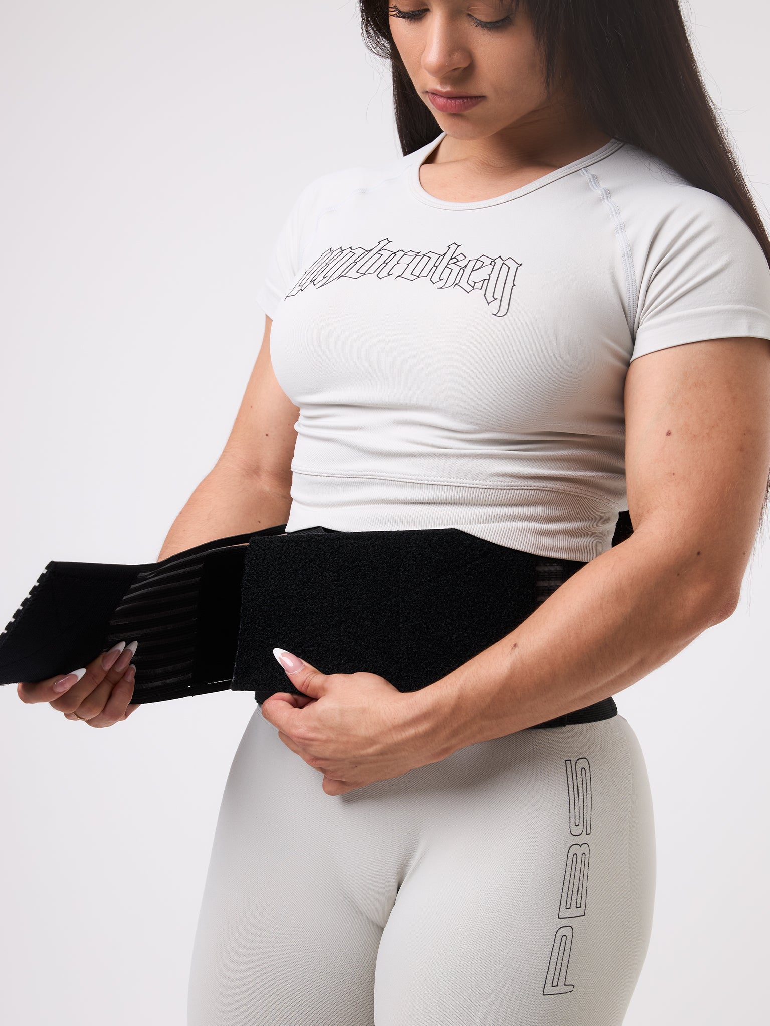 CROP TOP UNBROKEN - BEIGE