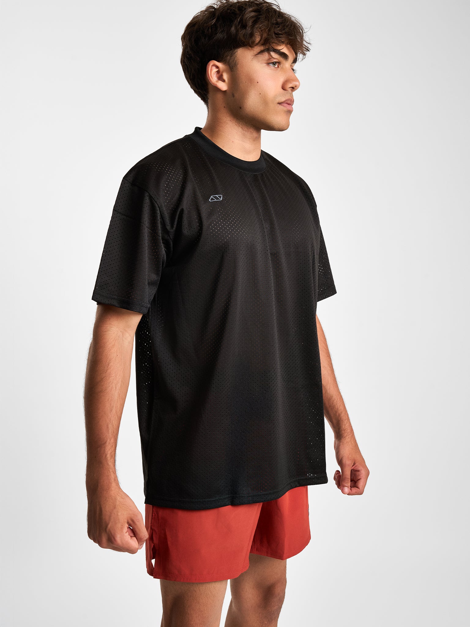 MINIMAL LOGO T-SHIRT - NEGRO