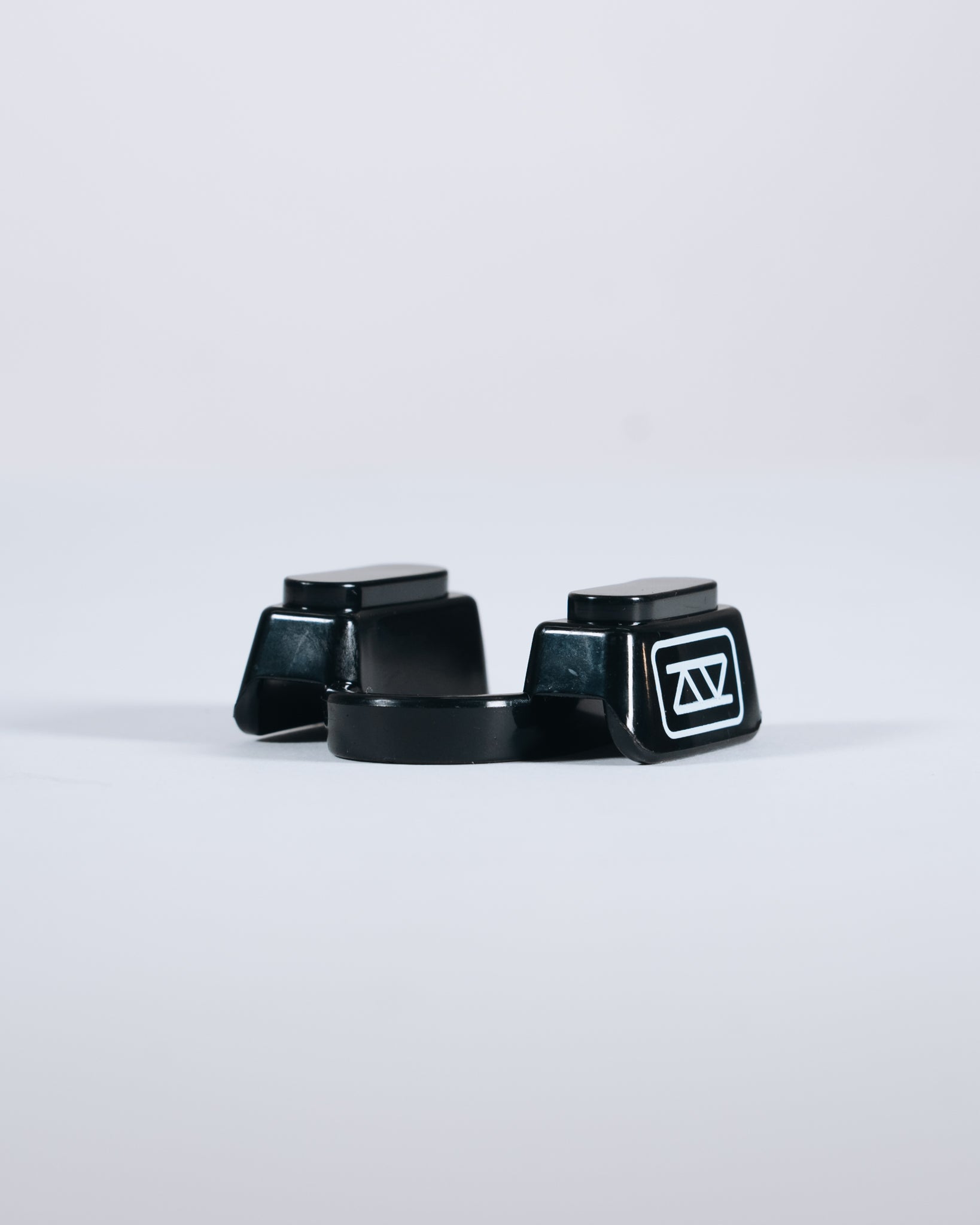 BUCAL DE FUERZA - NEGRO