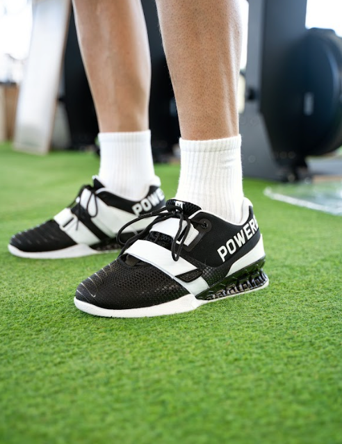 ZAPATILLAS WEIGHTLIFTING ULTRA V1 - NEGRO