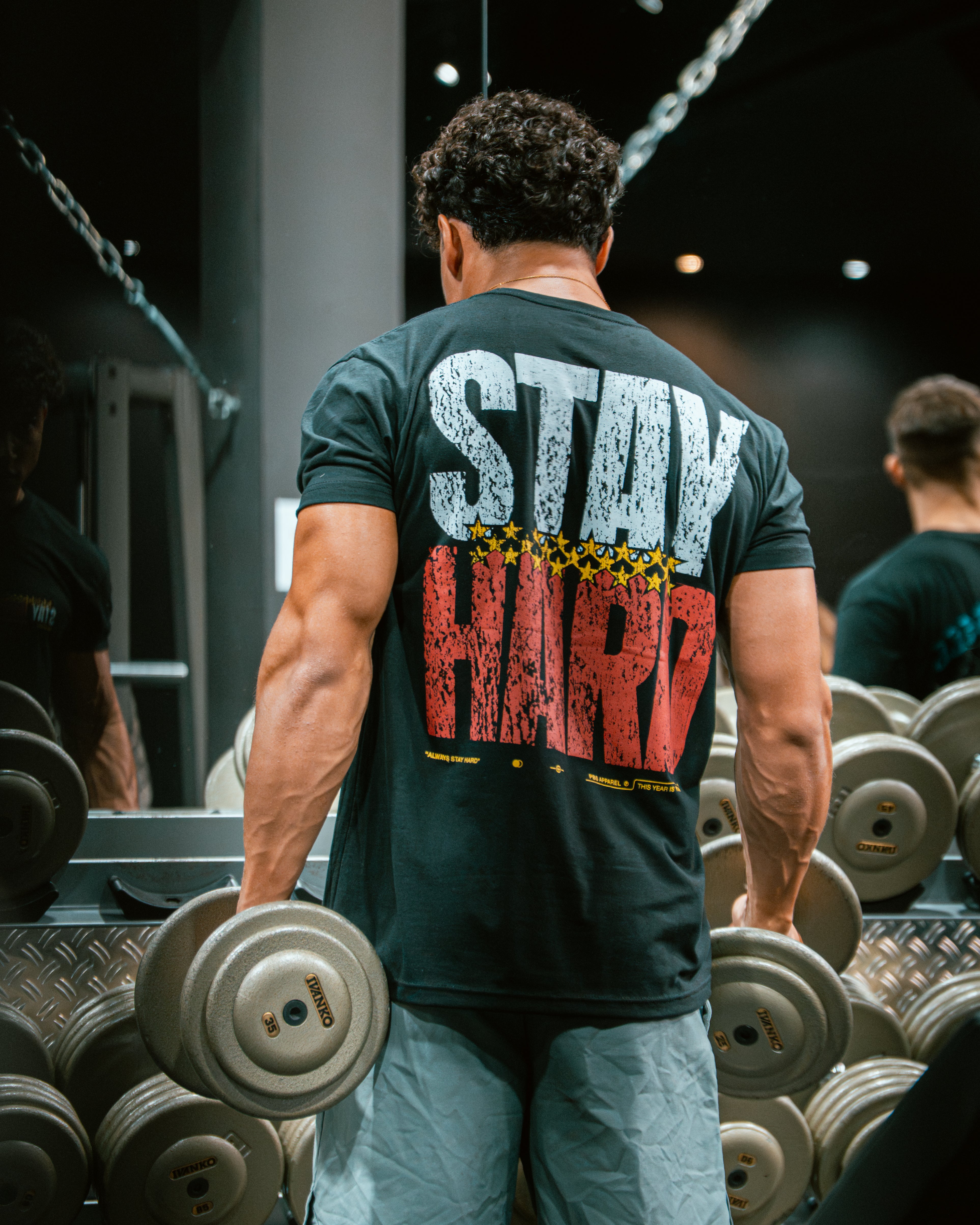 STAY HARD REGULAR T-SHIRT - NEGRO