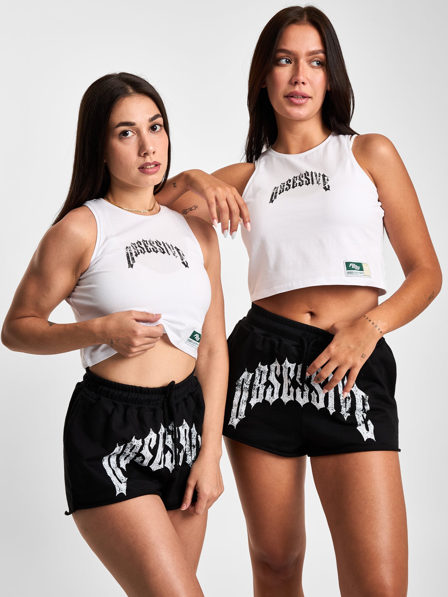 OBSESSIVE GRAPHIC HALTER TOP - BLANCO