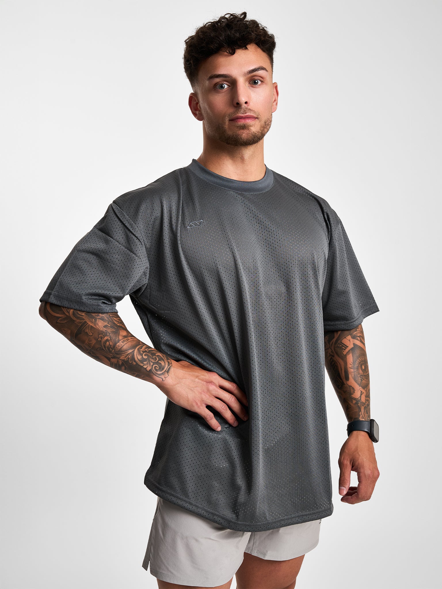 MINIMAL LOGO T-SHIRT - GRIS