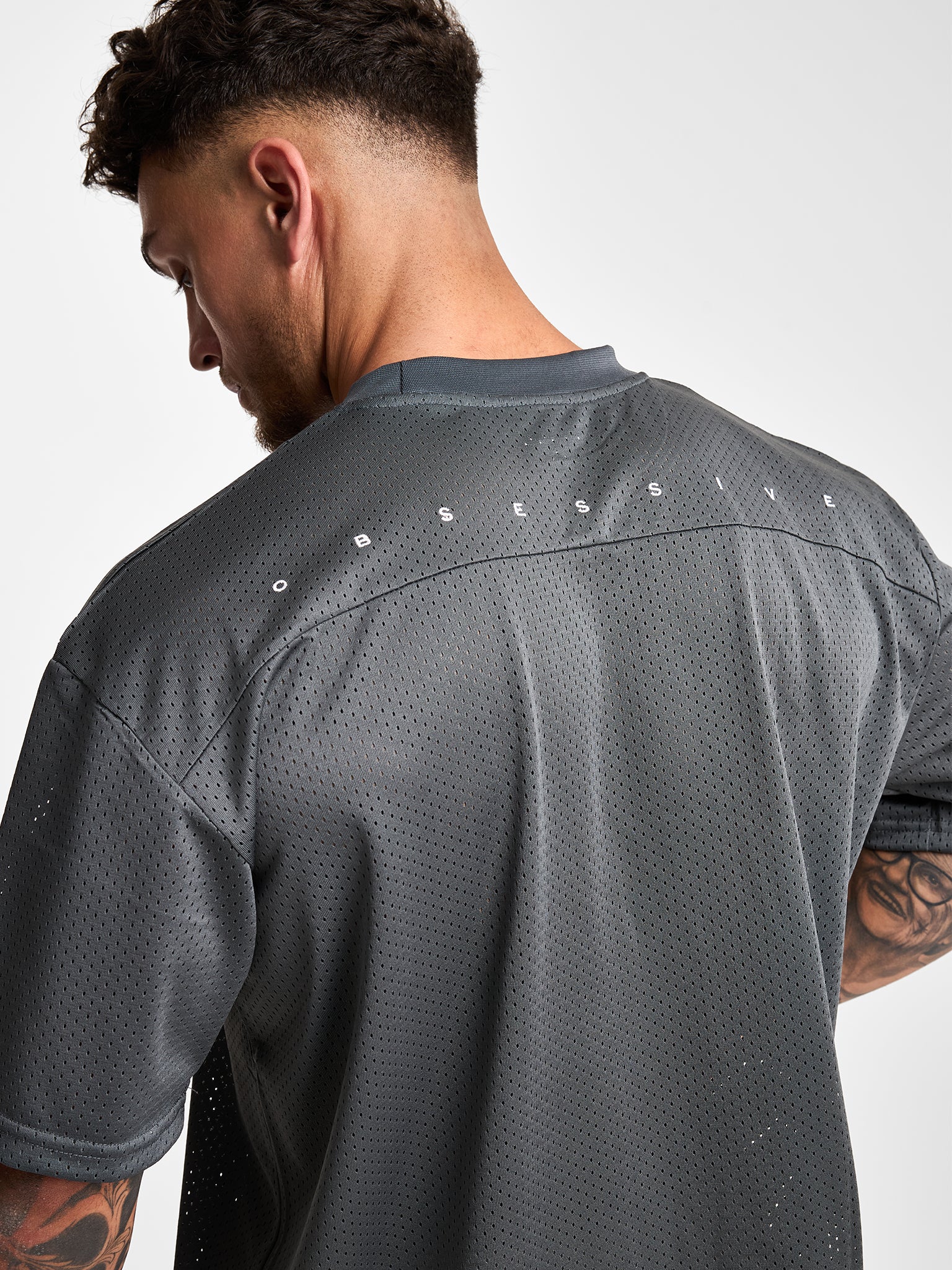 MINIMAL LOGO T-SHIRT - GRIS