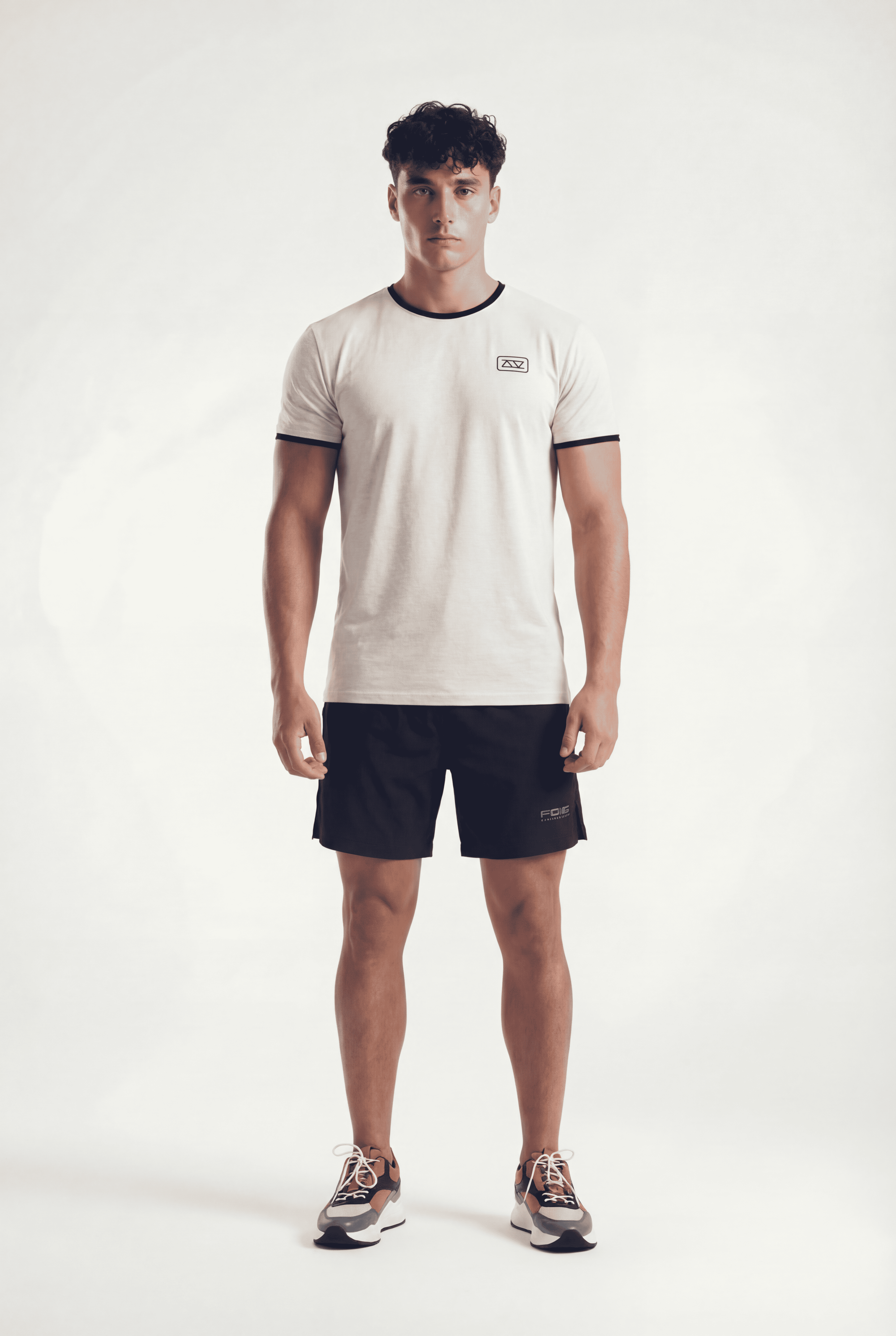 CAMISETA BÁSICA PBS - OFFWHITE