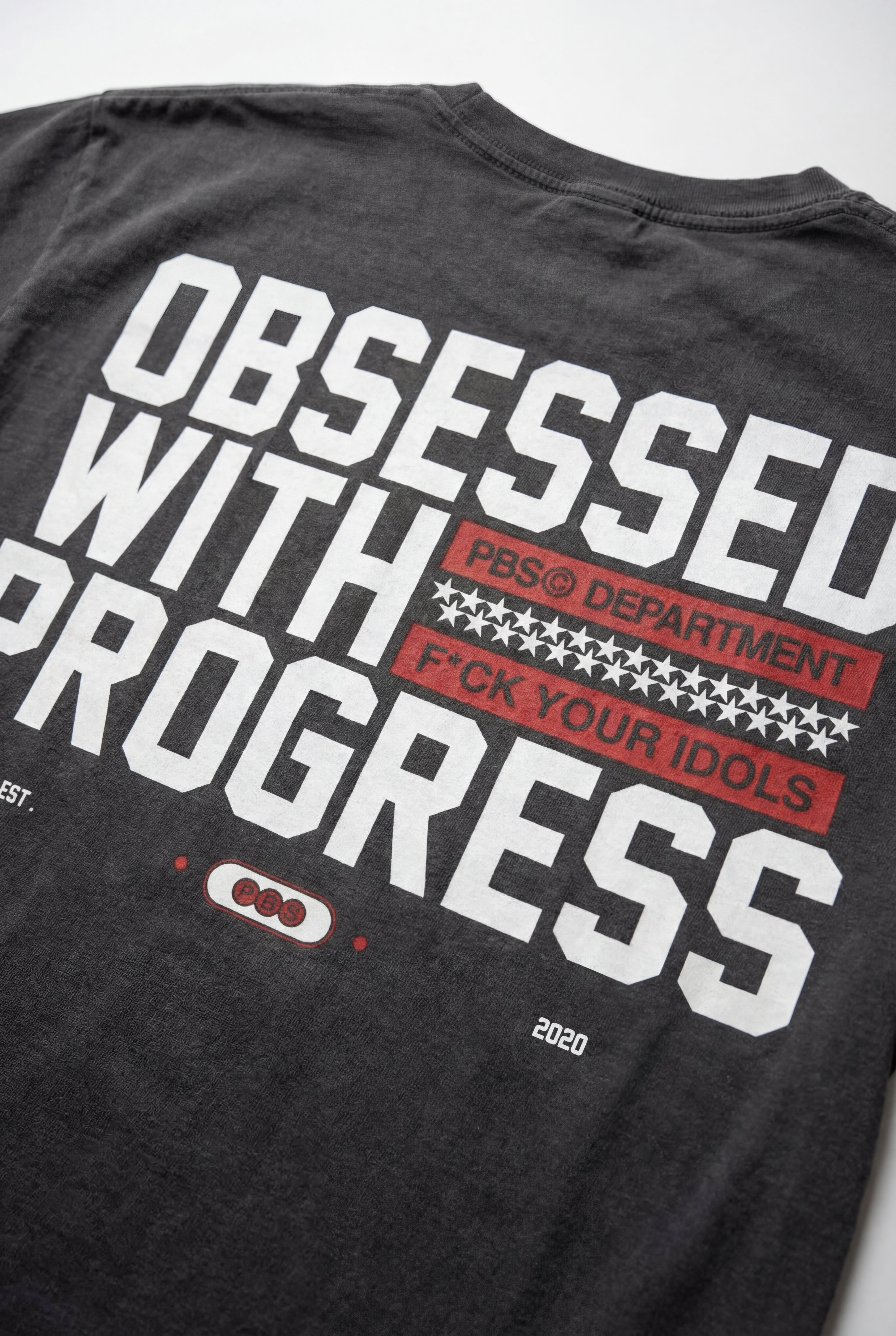 OBSESSED WITH PROGRESS OVERSIZED T-SHIRT - NEGRO