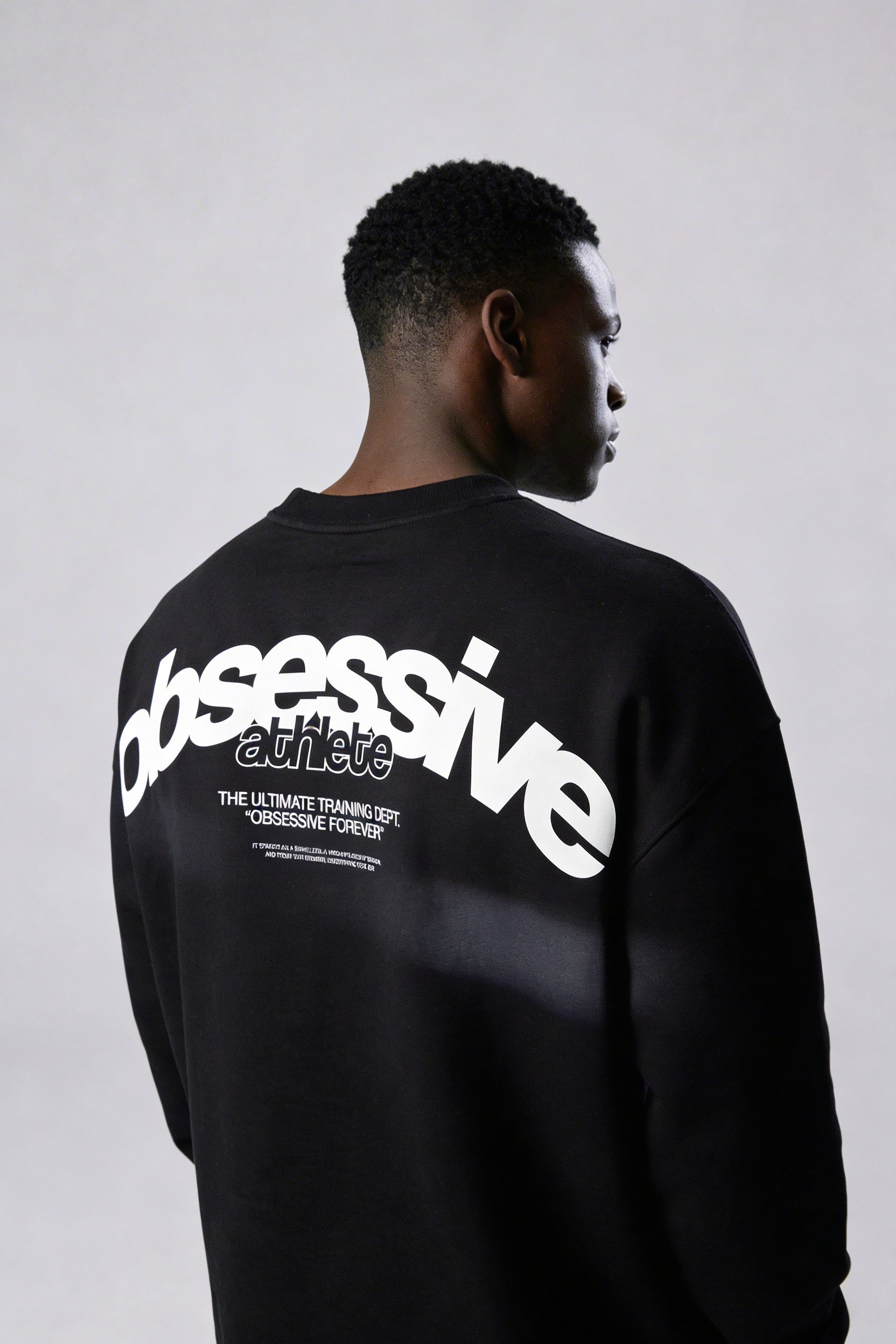 OBSESSIVE ATHLETE CREWNECK - NEGRO