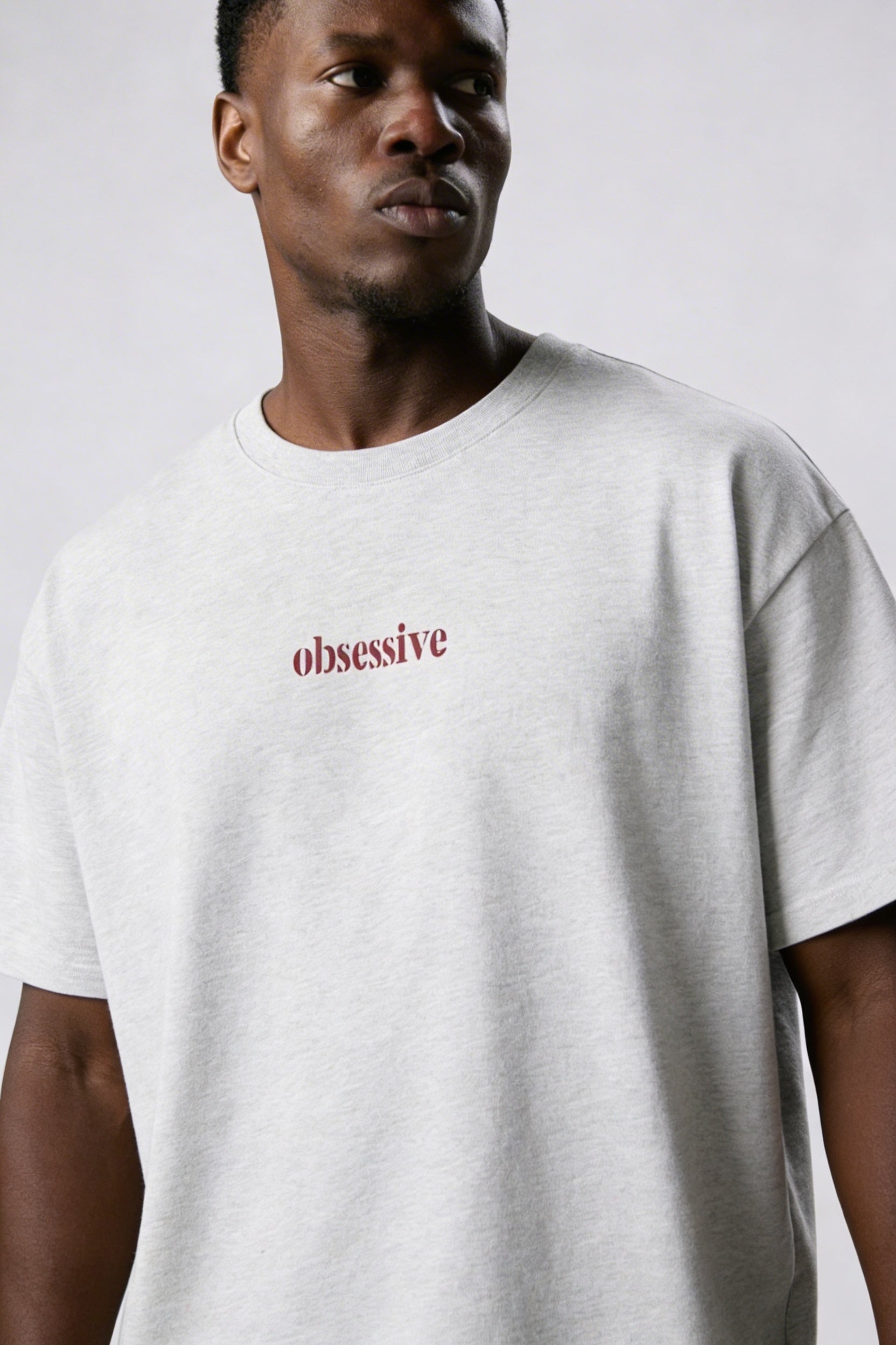 CAMISETA OBSESSIVE OVERSIZE - GRIS