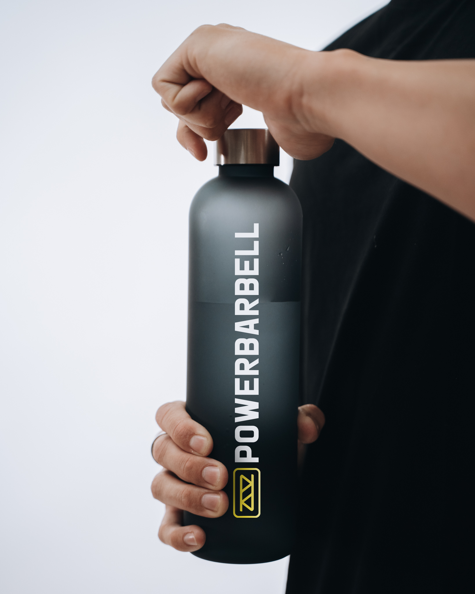 BOTELLA POWERBARBELL - NEGRO