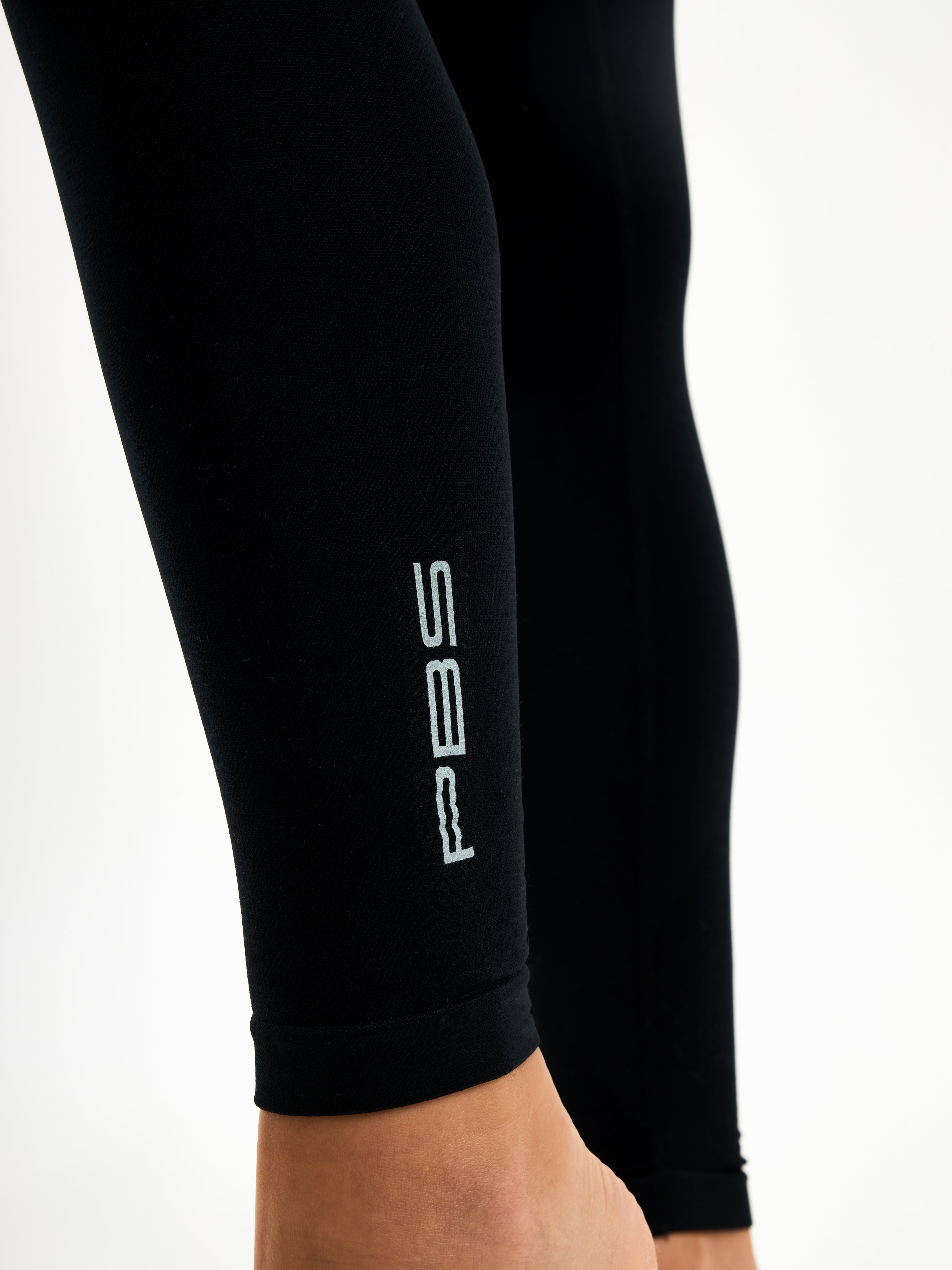 LEGGINGS ALPHA FIT- NEGRO