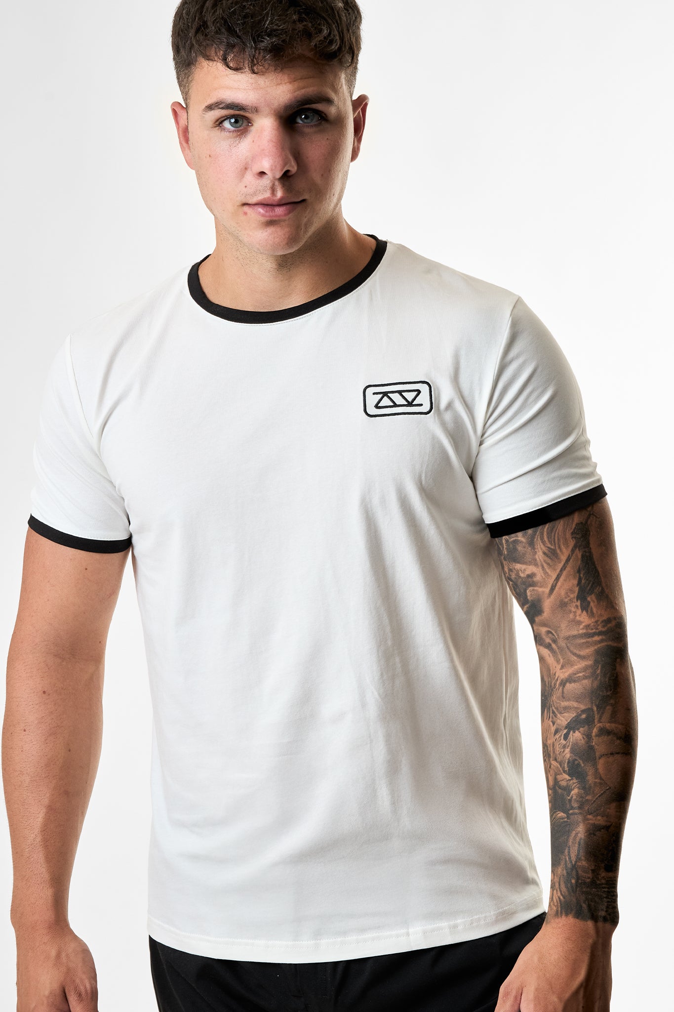 CAMISETA BÁSICA PBS - BLANCO