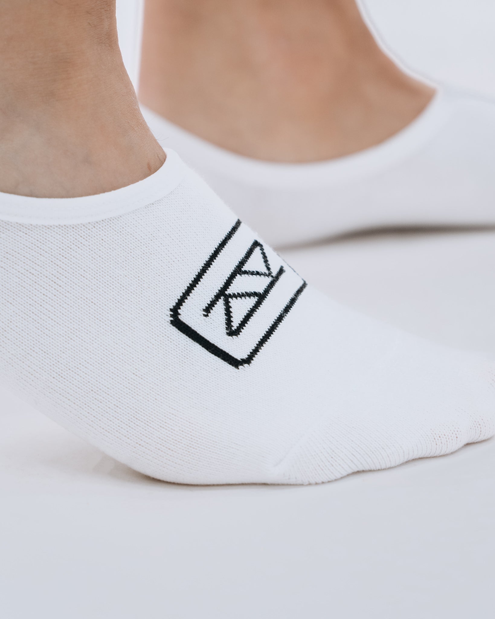 Low Socks - White